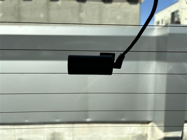アルファード ２．５Ｓ　タイプゴールドＩＩ　４ＷＤ　ＤＶＤ再生　ミュージックプレイヤー接続可　後席モニター　バックカメラ　衝突被害軽減システム　ＥＴＣ　ドラレコ　両側電動スライド　ＬＥＤヘッドランプ　乗車定員７人　アイドリングストップ（26枚目）