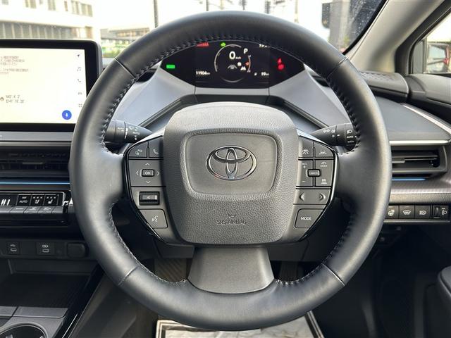 プリウス Z サンルーフ 4WD フルセグ メモリーナビ バックカメラ 衝突被害軽減システム ETC ドラレコ LEDヘッドランプ(12枚目)