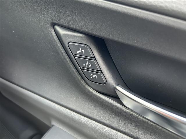 プリウス Z サンルーフ 4WD フルセグ メモリーナビ バックカメラ 衝突被害軽減システム ETC ドラレコ LEDヘッドランプ(31枚目)