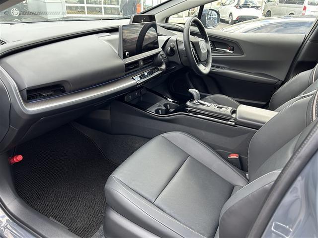 プリウス Z サンルーフ 4WD フルセグ メモリーナビ バックカメラ 衝突被害軽減システム ETC ドラレコ LEDヘッドランプ(32枚目)