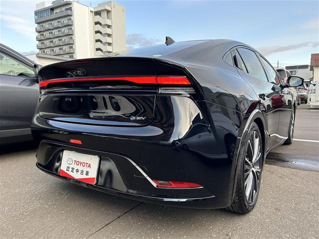 プリウス Ｚ　サンルーフ　４ＷＤ　フルセグ　メモリーナビ　バックカメラ　衝突被害軽減システム　ＥＴＣ　ドラレコ　ＬＥＤヘッドランプ（6枚目）