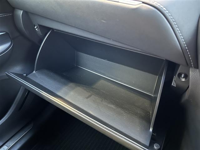 ハリアーハイブリッド Ｚ　レザーパッケージ　革シート　サンルーフ　４ＷＤ　メモリーナビ　バックカメラ　衝突被害軽減システム　ＥＴＣ　ドラレコ　ＬＥＤヘッドランプ（38枚目）