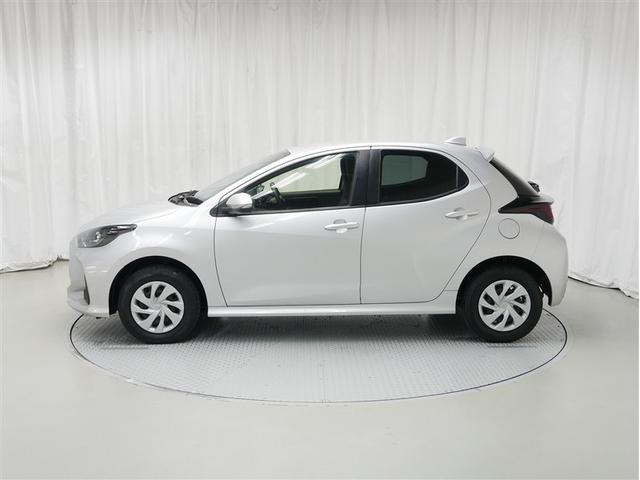 ヤリス X 4WD メモリーナビ バックカメラ 衝突被害軽減システム ETC(2枚目)