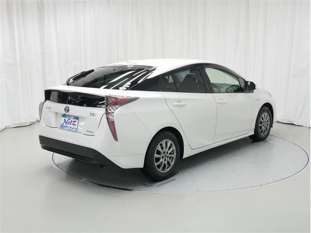 プリウス Sセーフティプラス 4WD フルセグ メモリーナビ DVD再生 バックカメラ 衝突被害軽減システム ETC ドラレコ LEDヘッドランプ(3枚目)