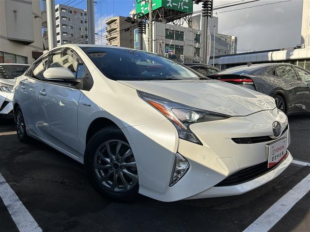 プリウス Sセーフティプラス 4WD フルセグ メモリーナビ DVD再生 バックカメラ 衝突被害軽減システム ETC ドラレコ LEDヘッドランプ(5枚目)