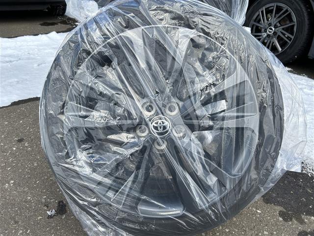 カローラツーリング ハイブリッド ダブルバイビー 4WD フルセグ メモリーナビ ミュージックプレイヤー接続可 バックカメラ 衝突被害軽減システム ETC ドラレコ LEDヘッドランプ ワンオーナー(11枚目)