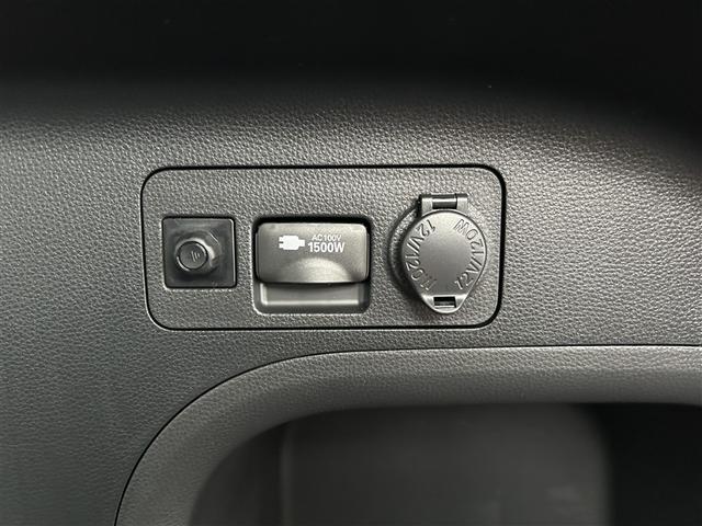 RAV4 ハイブリッドアドベンチャー サンルーフ 4WD フルセグ メモリーナビ バックカメラ 衝突被害軽減システム ETC ドラレコ LEDヘッドランプ 記録簿 アイドリングストップ(35枚目)