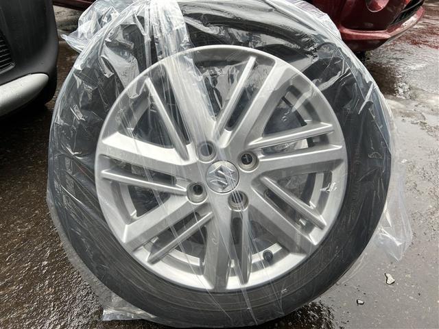 �f�U�C�����ɂ��D�ꂽ�����P�T�C���`�z�C�[���ł���