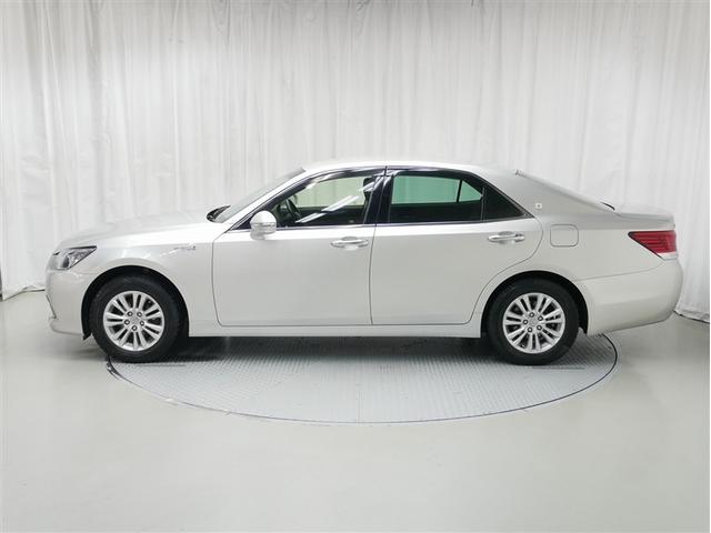 クラウンハイブリッド ロイヤルサルーン　Ｆｏｕｒ　４ＷＤ　フルセグ　ＨＤＤナビ　ＤＶＤ再生　バックカメラ　ＥＴＣ　ＨＩＤヘッドライト（2枚目）