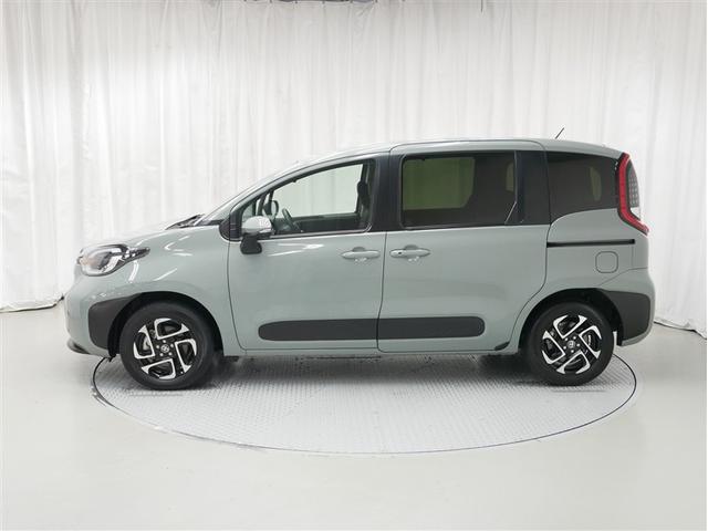 シエンタ ハイブリッドＺ　４ＷＤ　フルセグ　メモリーナビ　バックカメラ　衝突被害軽減システム　ＥＴＣ　両側電動スライド　ＬＥＤヘッドランプ　乗車定員７人　３列シート（2枚目）