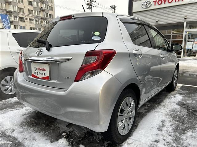 ヴィッツ Ｕ　４ＷＤ　フルセグ　メモリーナビ　ＤＶＤ再生　ＨＩＤヘッドライト　ワンオーナー（6枚目）