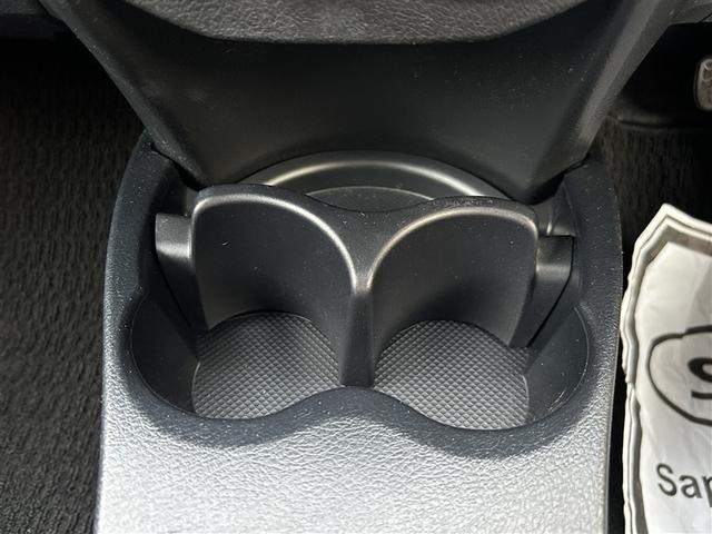 ヴィッツ Ｕ　４ＷＤ　フルセグ　メモリーナビ　ＤＶＤ再生　ＨＩＤヘッドライト　ワンオーナー（23枚目）