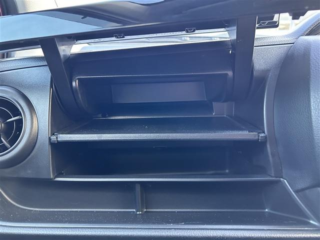 ヴィッツ Ｆ　セーフティーエディションＩＩＩ　４ＷＤ　フルセグ　メモリーナビ　ＤＶＤ再生　バックカメラ　衝突被害軽減システム　ＬＥＤヘッドランプ（37枚目）