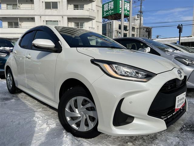 ヤリス Ｇ　４ＷＤ　メモリーナビ　バックカメラ　衝突被害軽減システム　ＥＴＣ　ＬＥＤヘッドランプ（5枚目）