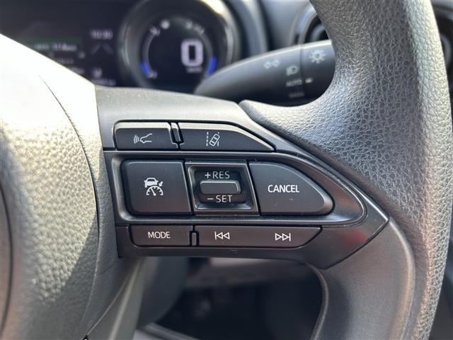 ヤリス Ｇ　４ＷＤ　メモリーナビ　バックカメラ　衝突被害軽減システム　ＥＴＣ　ＬＥＤヘッドランプ（17枚目）