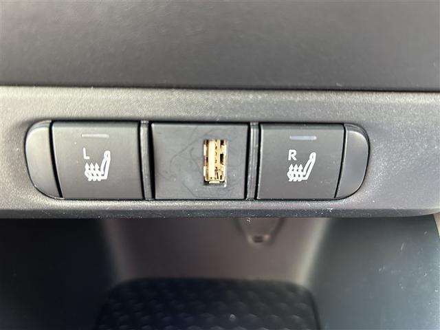 ヤリス Ｇ　４ＷＤ　メモリーナビ　バックカメラ　衝突被害軽減システム　ＥＴＣ　ＬＥＤヘッドランプ（25枚目）