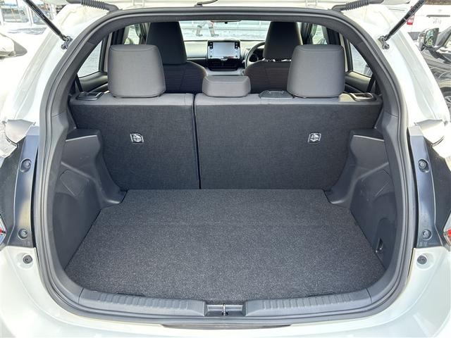 ヤリス Ｇ　４ＷＤ　メモリーナビ　バックカメラ　衝突被害軽減システム　ＥＴＣ　ＬＥＤヘッドランプ（35枚目）