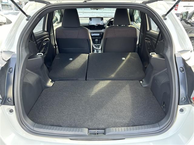 ヤリス Ｇ　４ＷＤ　メモリーナビ　バックカメラ　衝突被害軽減システム　ＥＴＣ　ＬＥＤヘッドランプ（36枚目）