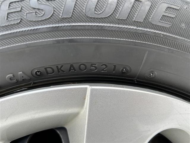 シエンタ Ｇ　４ＷＤ　フルセグ　メモリーナビ　バックカメラ　ＥＴＣ　両側電動スライド　乗車定員６人　３列シート　ワンオーナー（10枚目）