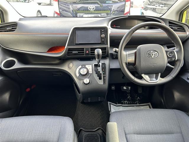 シエンタ Ｇ　４ＷＤ　フルセグ　メモリーナビ　バックカメラ　ＥＴＣ　両側電動スライド　乗車定員６人　３列シート　ワンオーナー（13枚目）