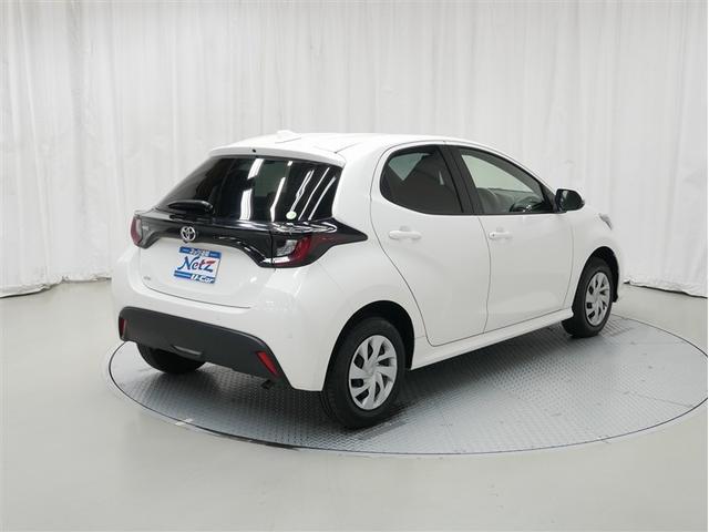 ヤリス X 4WD メモリーナビ バックカメラ 衝突被害軽減システム ETC(3枚目)