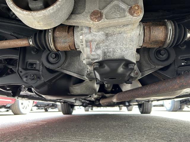 ヤリス X 4WD メモリーナビ バックカメラ 衝突被害軽減システム ETC(8枚目)