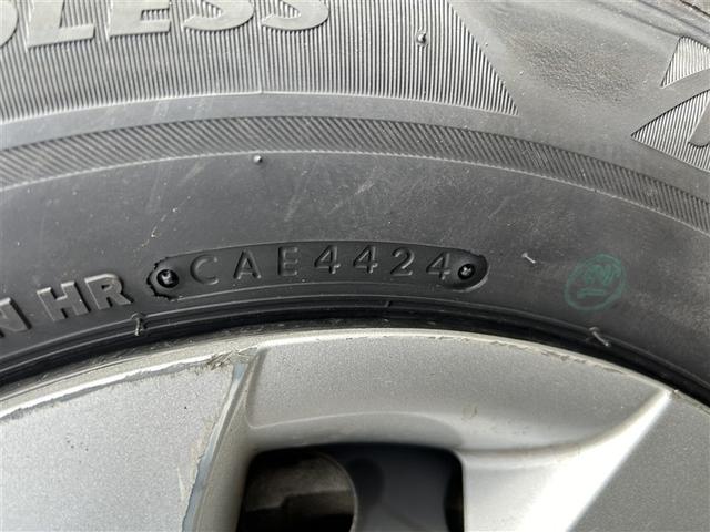 ヤリス X 4WD メモリーナビ バックカメラ 衝突被害軽減システム ETC(10枚目)