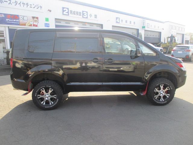 デリカD:5 D パワーパッケージ 4インチリフトアップ 4WD 8人乗り アルパインディスプレイオーディオ MKWアルミ BFグッドリッチA/T225/75R16 エンジンスターター バックカメラ 両側パワスラ ETC 前後ドラレコ(4枚目)