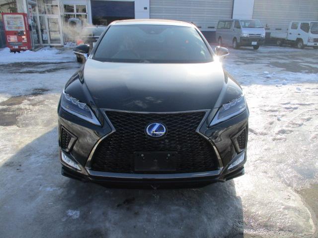 ＲＸ ＲＸ４５０ｈ　Ｆスポーツ　ＴＲＤフルエアロ　ＴＲＤマフラー　４ＷＤ　開閉式ムーンルーフ　パノラミックビューモニタ　マークレビンソン　赤革シート　純正アルミ　３眼ＬＥＤヘッド　パワーバックドア　クルーズコントロール　冬タイヤ積込（3枚目）