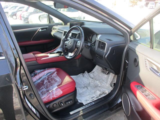 ＲＸ ＲＸ４５０ｈ　Ｆスポーツ　ＴＲＤフルエアロ　ＴＲＤマフラー　４ＷＤ　開閉式ムーンルーフ　パノラミックビューモニタ　マークレビンソン　赤革シート　純正アルミ　３眼ＬＥＤヘッド　パワーバックドア　クルーズコントロール　冬タイヤ積込（15枚目）