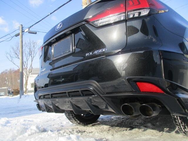 ＲＸ ＲＸ４５０ｈ　Ｆスポーツ　ＴＲＤフルエアロ　ＴＲＤマフラー　４ＷＤ　開閉式ムーンルーフ　パノラミックビューモニタ　マークレビンソン　赤革シート　純正アルミ　３眼ＬＥＤヘッド　パワーバックドア　クルーズコントロール　冬タイヤ積込（30枚目）