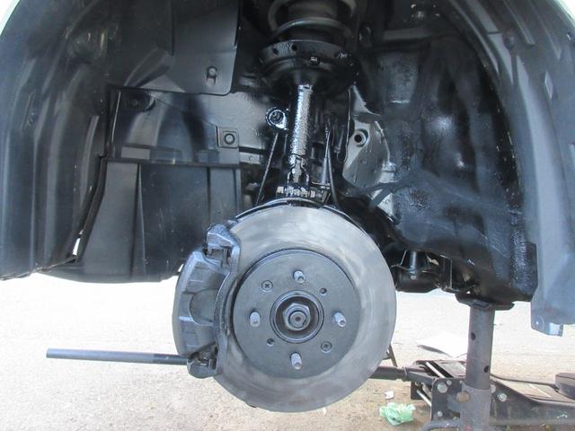 フィット シーズ　４ＷＤ　オートマ　ナビ取説有　ブルートゥース　ＤＶＤ再生　バックカメラ　フルセグＴＶ　エンスタ　ＥＴＣ　ノックスドール施工済　ドラレコ　夏冬タイヤ付　オートエアコン　ミラーヒーター　フロント熱線（46枚目）