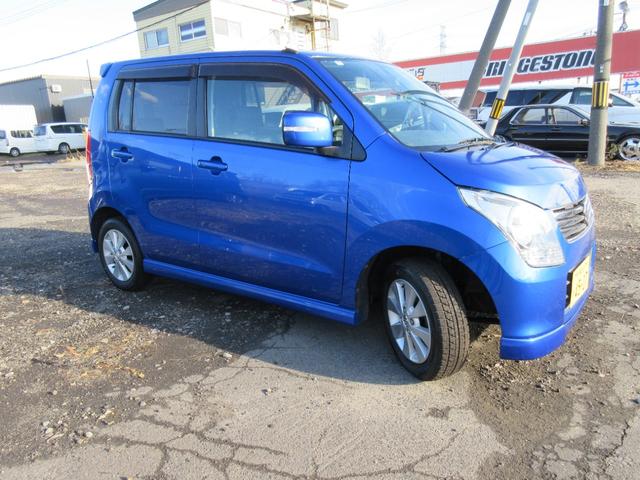 ワゴンＲ ＦＸリミテッド　４ＷＤ　オートマＣＶＴ　ＡＢＳ　オートエアコン　ナビ取説有　バックカメラ　フルセグＴＶ　ＤＶＤ再生　ブルートゥース　スマートキー２個　　　エンスタ　ドラレコ　チルトハンドル　夏冬タイヤ付　下回り塗装済（8枚目）