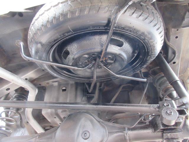 スクラム ＰＡ　パートタイマ４ＷＤ　マニュアル５速　速衝突安全ボディ　集中ドアロック　エアコン　パワステ　ＣＤコンポ　２スピーカー　夏冬タイヤ付　フロアー塗装済み（54枚目）