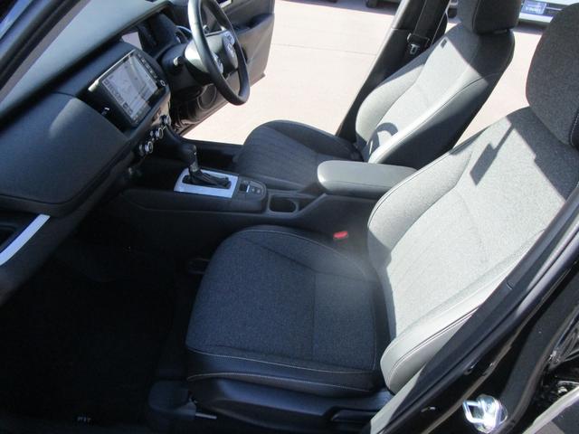 フィット ｅ：ＨＥＶホーム　メモリーナビ・リアカメラ・センシング・障害物センサー・ＬＥＤヘッドライト・夏冬タイヤ・ドラレコ・Ｂｌｕｅｔｏｏｔｈ・（42枚目）