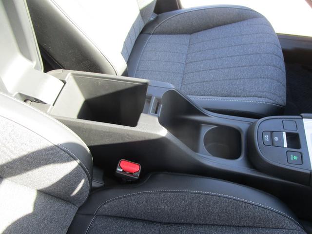 フィット ｅ：ＨＥＶホーム　メモリーナビ・リアカメラ・センシング・障害物センサー・ＬＥＤヘッドライト・夏冬タイヤ・ドラレコ・Ｂｌｕｅｔｏｏｔｈ・（51枚目）