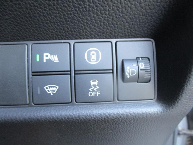 フィット ベーシック　ＨｏｎｄａＳＥＮＳＩＮＧ・バックカメラ・ＥＴＣ・社外メモリーナビ・Ｂｌｕｅｔｏｏｔｈ接続（7枚目）