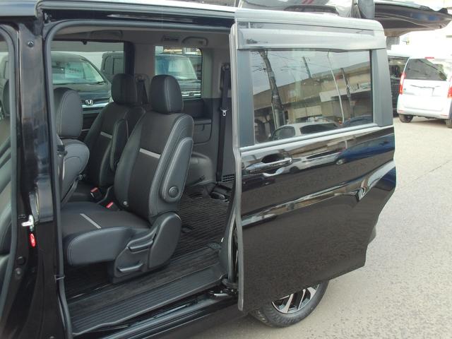 ステップワゴンスパーダ スパーダ・クールスピリットホンダセンシング HondaSENSING・360度カメラ・ETC・エンジンスターター・フルセグTV・純正メモリーナビ・両側電動スライドドア・LEDヘッドライト・Bluetooth接続・ドライブレコーダー(44枚目)