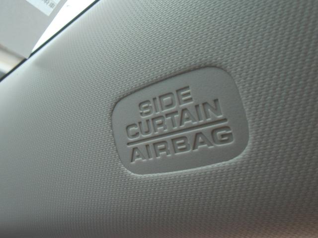 フリード e:HEVエアー Biz HondaSENSING・バックカメラ・ETC・純正メモリーナビ・LEDヘッドライト・両側電動スライドドア・シートヒーター・Bluetooth接続・ドライブレコーダー(11枚目)