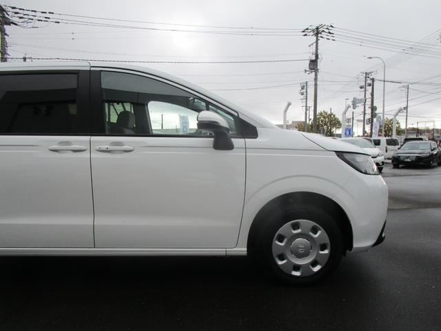 フリード e:HEVエアー Biz HondaSENSING・バックカメラ・ETC・純正メモリーナビ・LEDヘッドライト・両側電動スライドドア・シートヒーター・Bluetooth接続・ドライブレコーダー(56枚目)