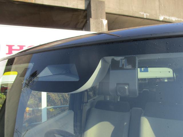 N-BOX ベースグレード 純正フルセグナビ・Bluetooth・USB・Rカメラ・ドラレコ・ETC・ワンオーナー・シートヒーター(6枚目)