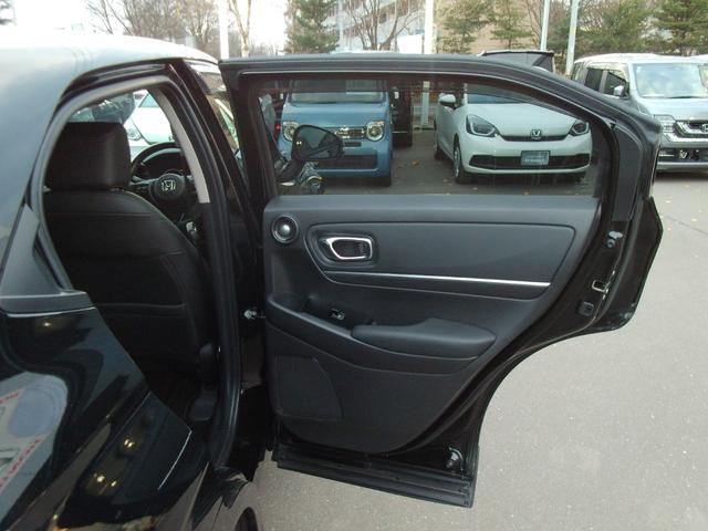 ヴェゼル ｅ：ＨＥＶＺ　純正コネクトディスプレイ・フルセグ・Ｂｌｕｅｔｏｏｔｈ・ＵＳＢ・Ｒカメラ・ドラレコ・シートヒーター・（46枚目）