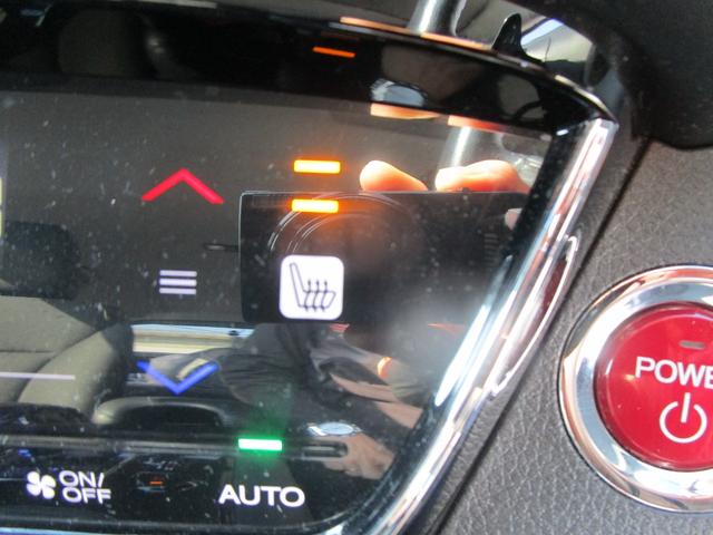 ヴェゼル ハイブリッドＸ・ホンダセンシング　メモリーナビ・リアカメラ・センシング・ドラレコ・夏冬タイヤ・Ｂｌｕｅｔｏｏｔｈ・ＬＥＤヘッドライト・エンスタ（12枚目）