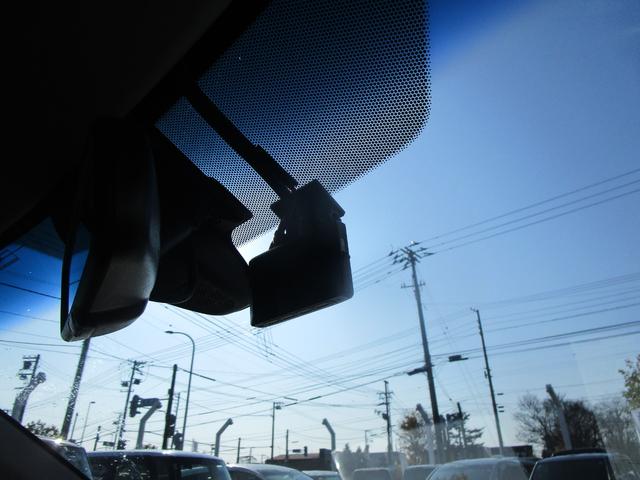 ヴェゼル ハイブリッドＸ・ホンダセンシング　メモリーナビ・リアカメラ・センシング・ドラレコ・夏冬タイヤ・Ｂｌｕｅｔｏｏｔｈ・ＬＥＤヘッドライト・エンスタ（15枚目）