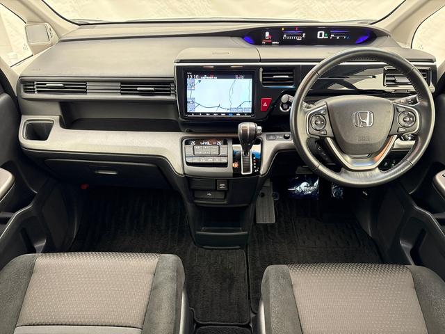 ステップワゴンスパーダ スパーダホンダセンシング　純正フルセグナビ・Ｒカメラ・Ｂｌｕｅｔｏｏｔｈ・ＵＳＢ入力・エンスタ・ＥＴＣ・ＬＥＤライト・左右電動スライドドア・純正フロントドラレコ・（4枚目）