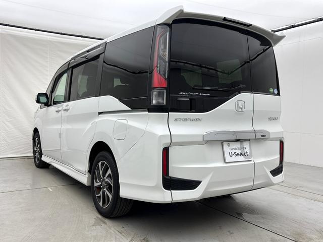 ステップワゴンスパーダ スパーダホンダセンシング　純正フルセグナビ・Ｒカメラ・Ｂｌｕｅｔｏｏｔｈ・ＵＳＢ入力・エンスタ・ＥＴＣ・ＬＥＤライト・左右電動スライドドア・純正フロントドラレコ・（7枚目）