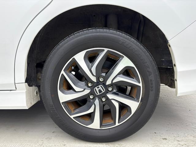 ステップワゴンスパーダ スパーダホンダセンシング　純正フルセグナビ・Ｒカメラ・Ｂｌｕｅｔｏｏｔｈ・ＵＳＢ入力・エンスタ・ＥＴＣ・ＬＥＤライト・左右電動スライドドア・純正フロントドラレコ・（14枚目）