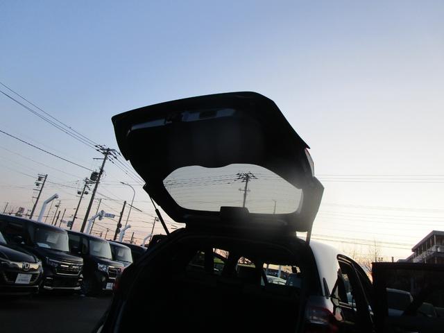 フィット ホーム　メモリーナビ・リアカメラ・センシング・ドラレコ・Ｂｌｕｅｔｏｏｔｈ・ＬＥＤヘッドライト・夏冬タイヤ・（52枚目）