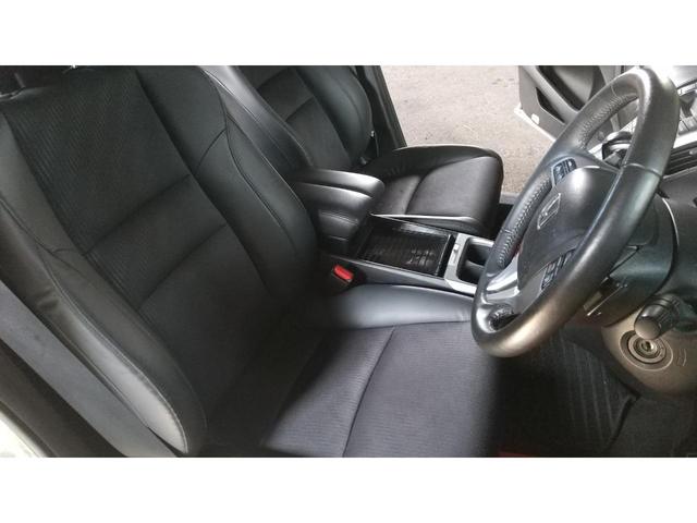 オデッセイ アブソルート 後期 4WD ナビ TV 純正 18 アルミ付 バックカメラ クルーズコントロール パドルシフト パワーシート ハーフレザーシート ETC(37枚目)