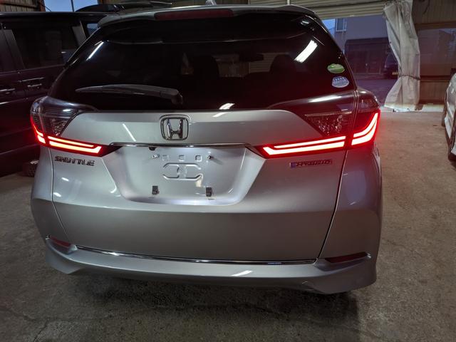 シャトル ハイブリッド ホンダセンシング 4WD ナビ TV LEDライト フォグランプ(6枚目)